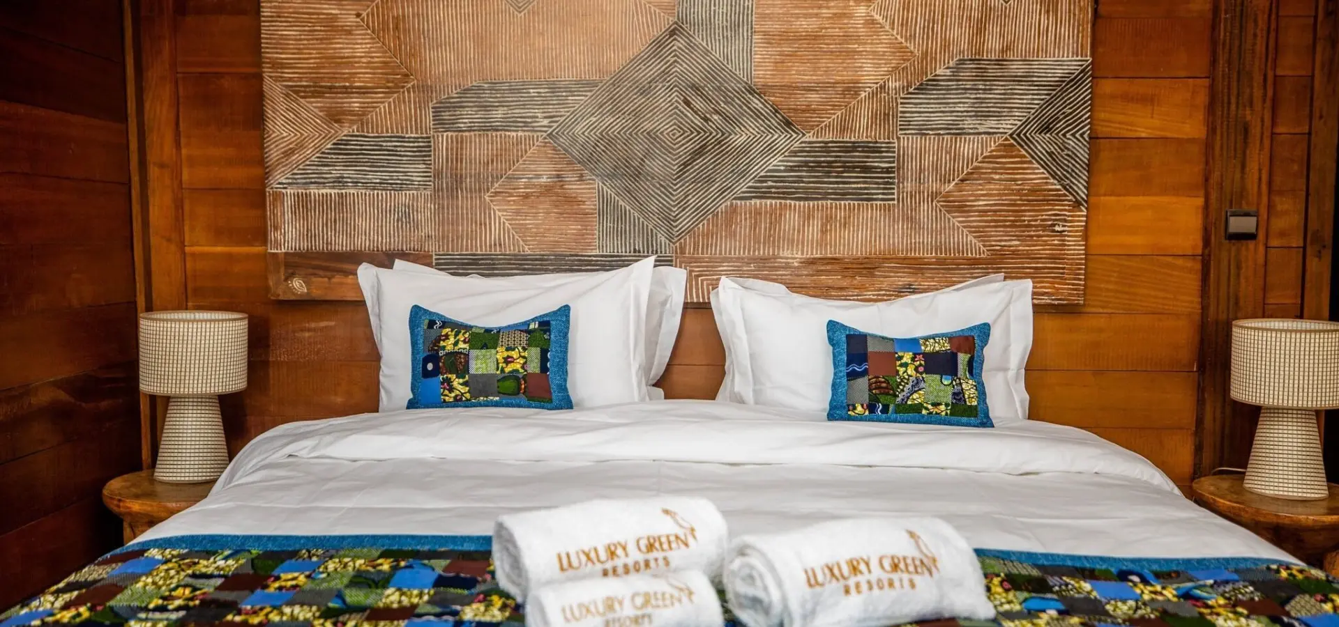 4853575546828965640911227415313392189675936n