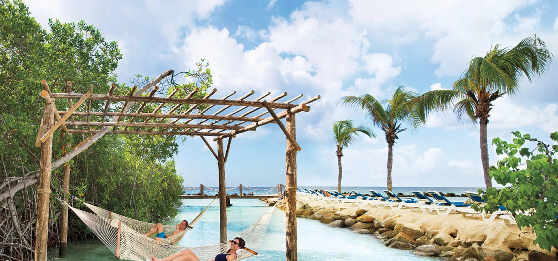 Relaxation on renaissance island