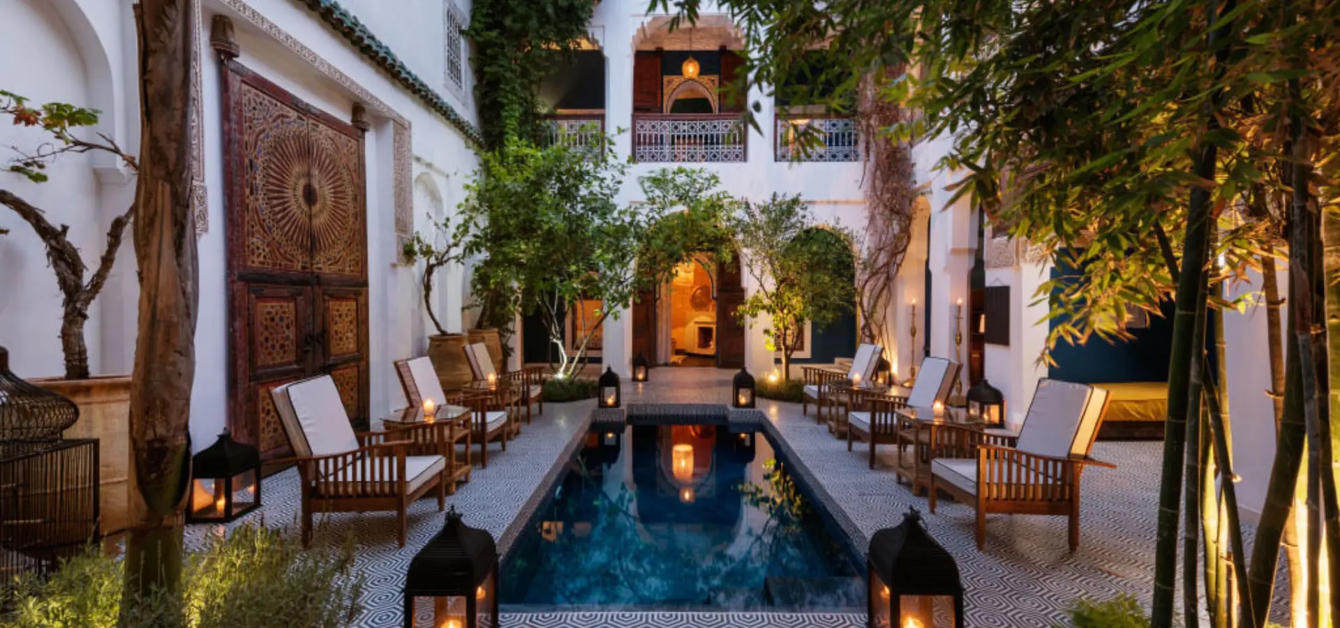 Riad les yeux bleus pool patio dusk large