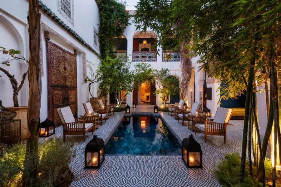 Riad les yeux bleus pool patio dusk large