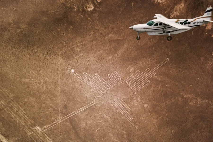 Scenic flight over nazca lines peru 1600x900