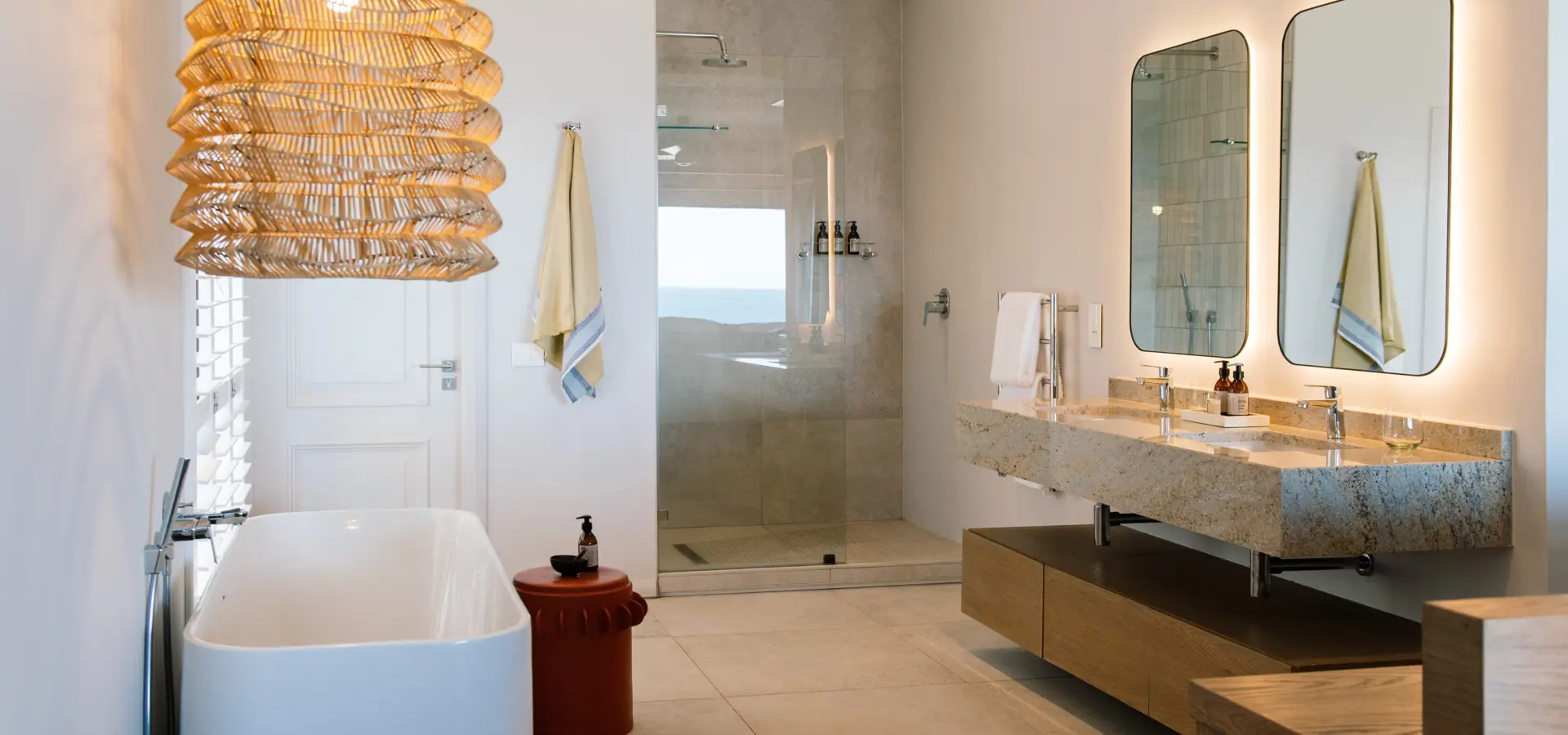 Sala suite 2 bathroom1