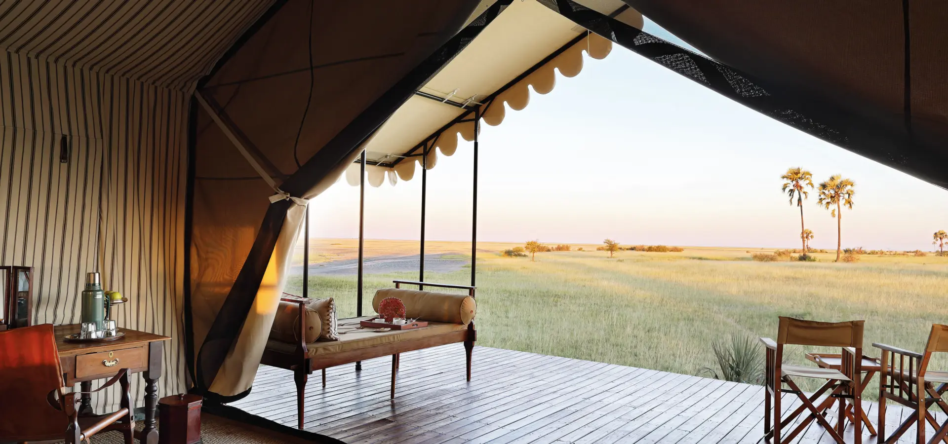 3san camp bedroom view across the pans