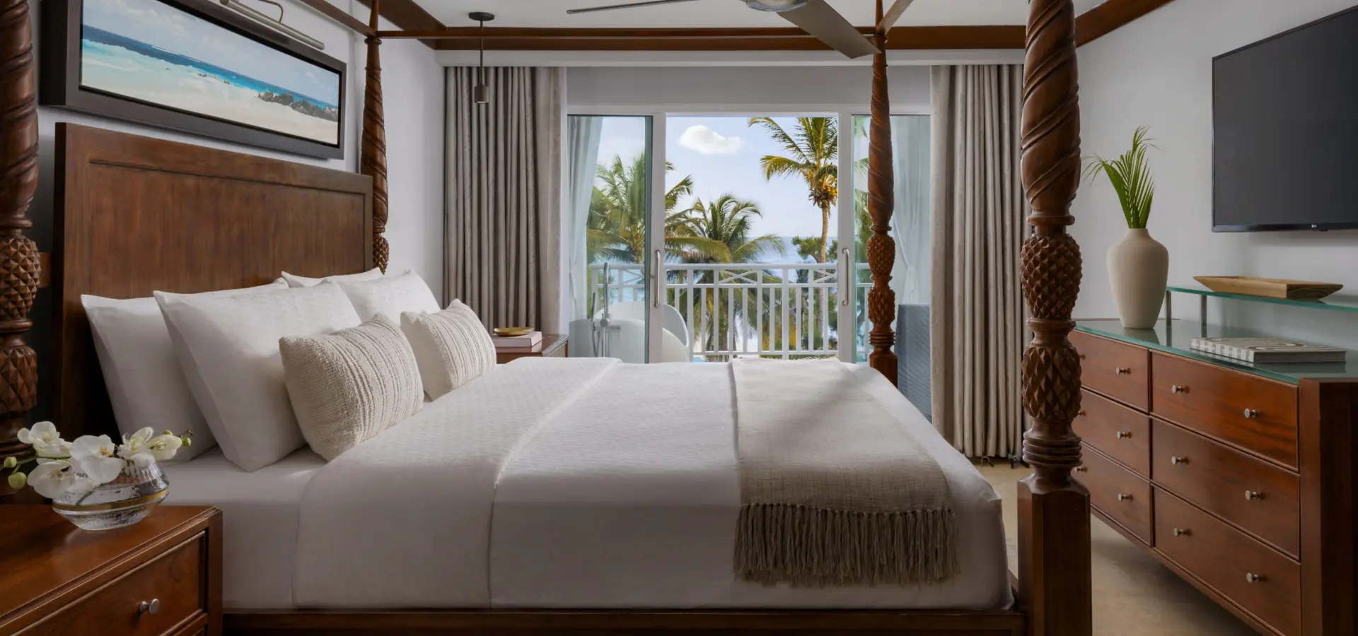 Travel Advisor Asset SBD Room O1 B Bedroom