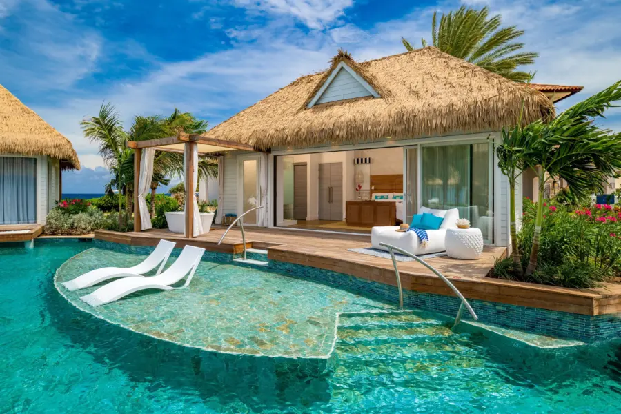 Travel Advisor Asset SCR Pool KB Patio