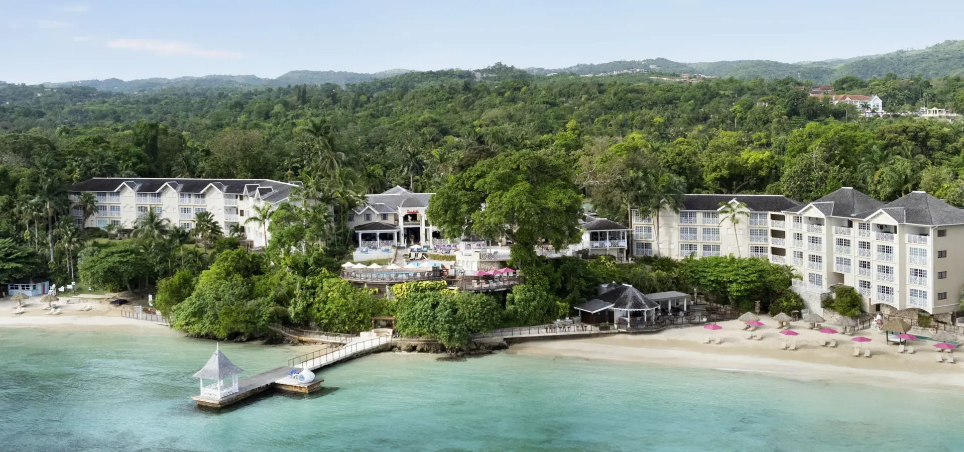 Travel Advisor Asset SRP Drone Entire Resort