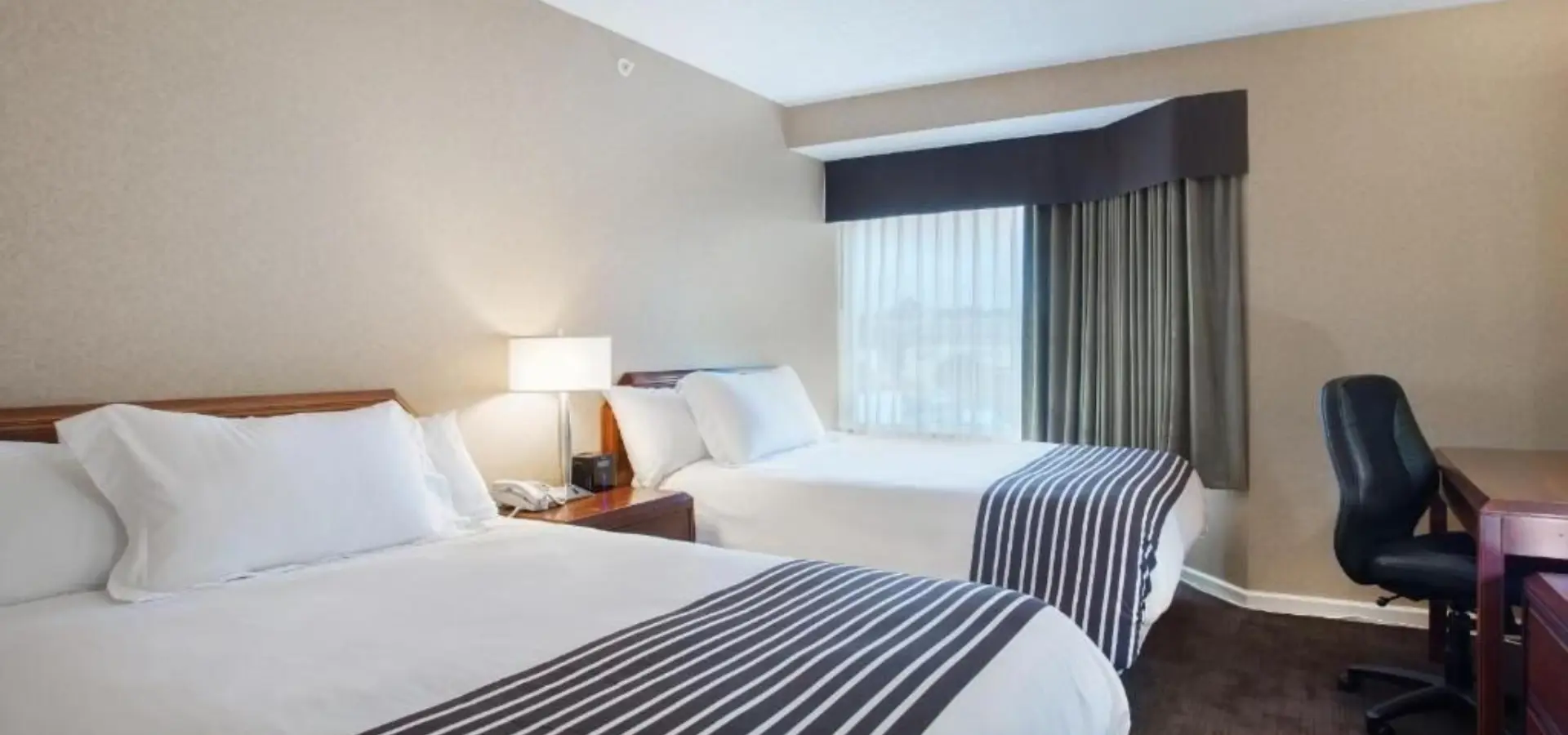 Sandman hotel victoria room