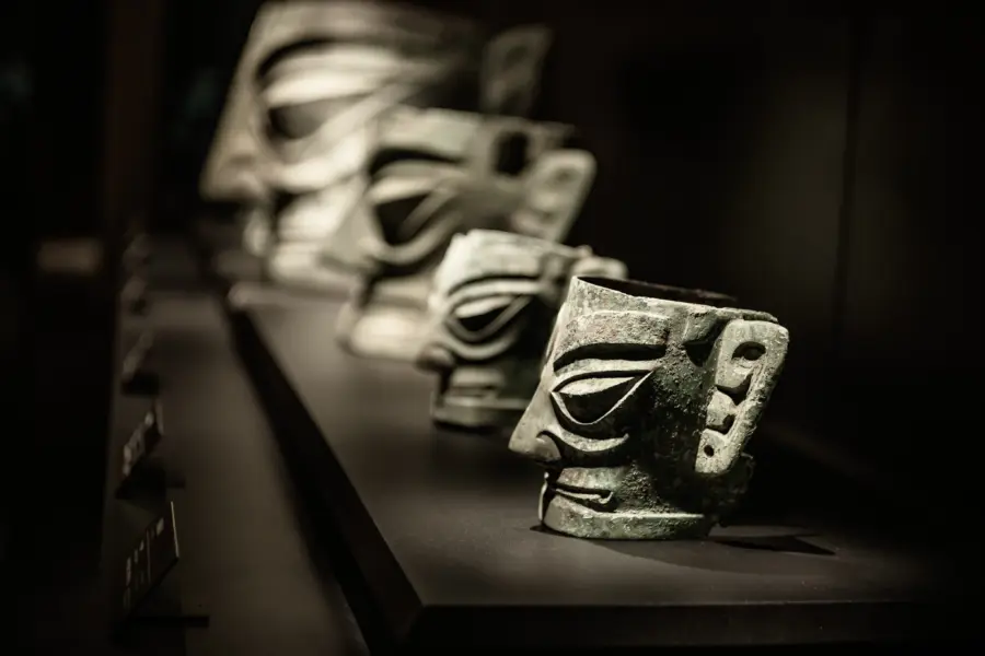 1777550198435ymyphoto sanxingdui 8410996