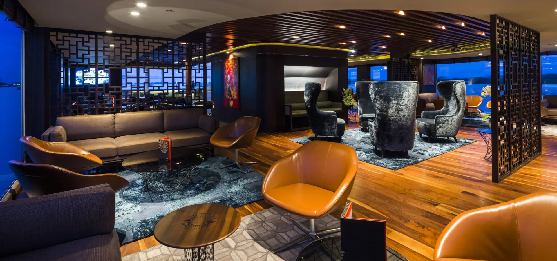 Public areas lounge bar 001