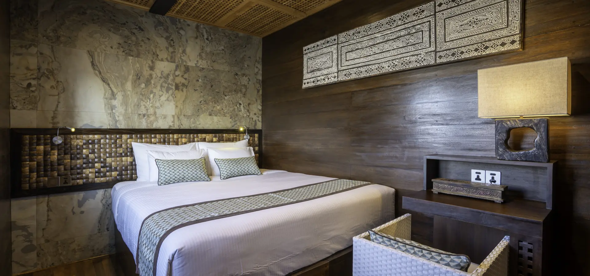 Copy of dolphin suite in double bed