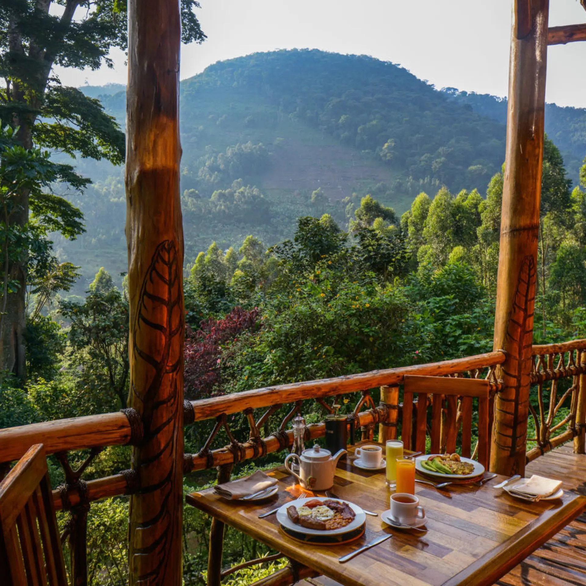 Dining outside brekkie