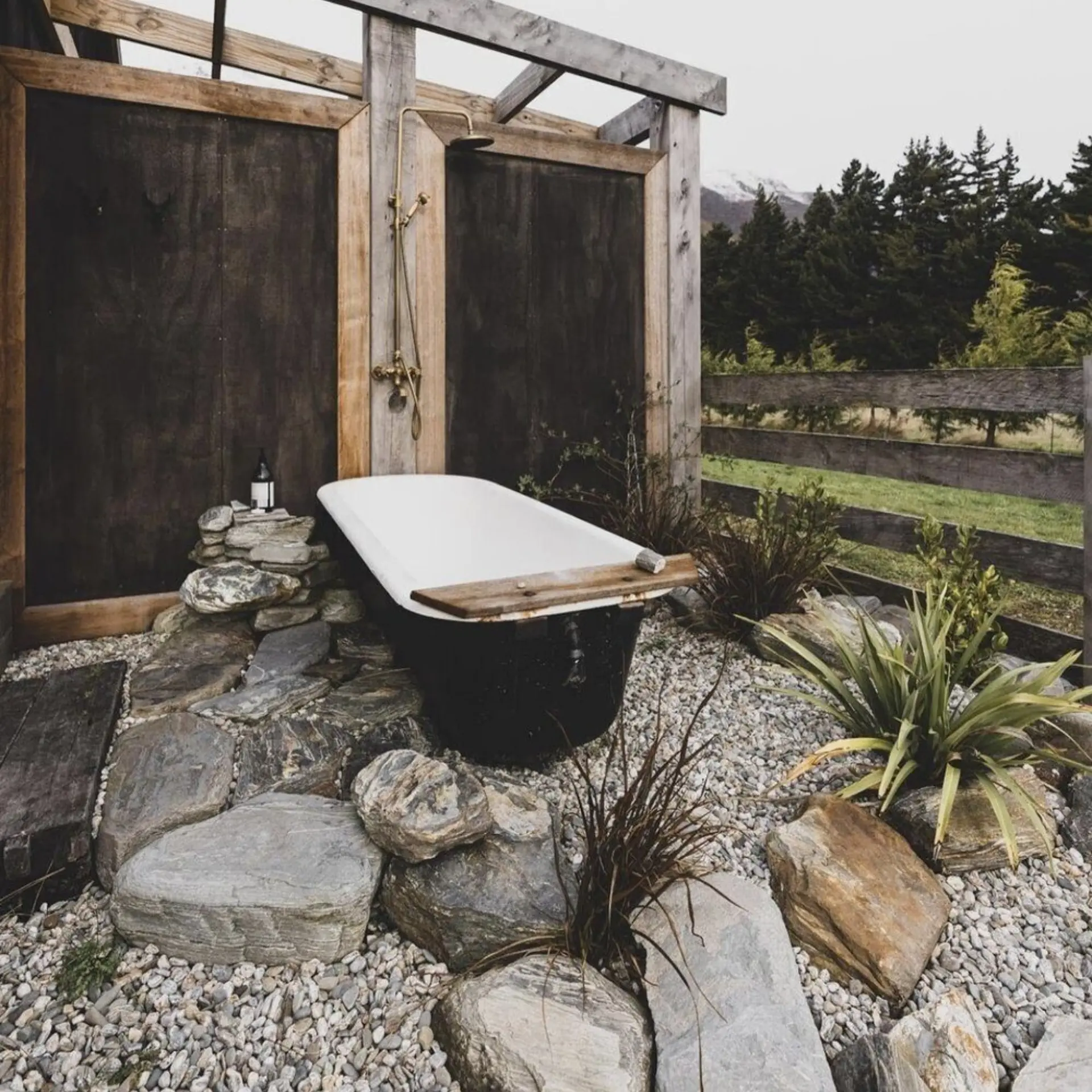 Tub3