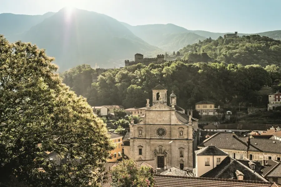 Switzerland tourismstbellinzona old town27870