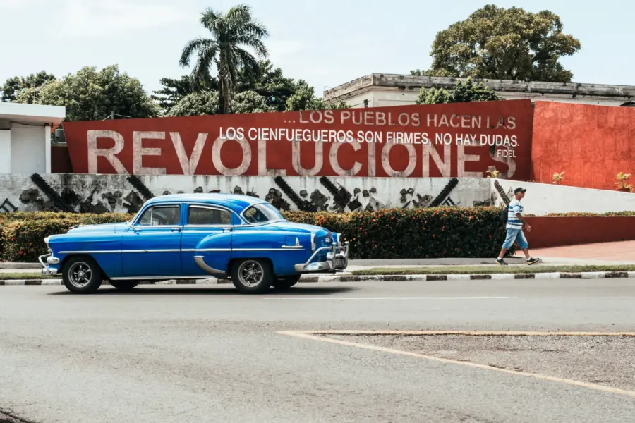Flo p 4jwjlcvecqw unsplash 1