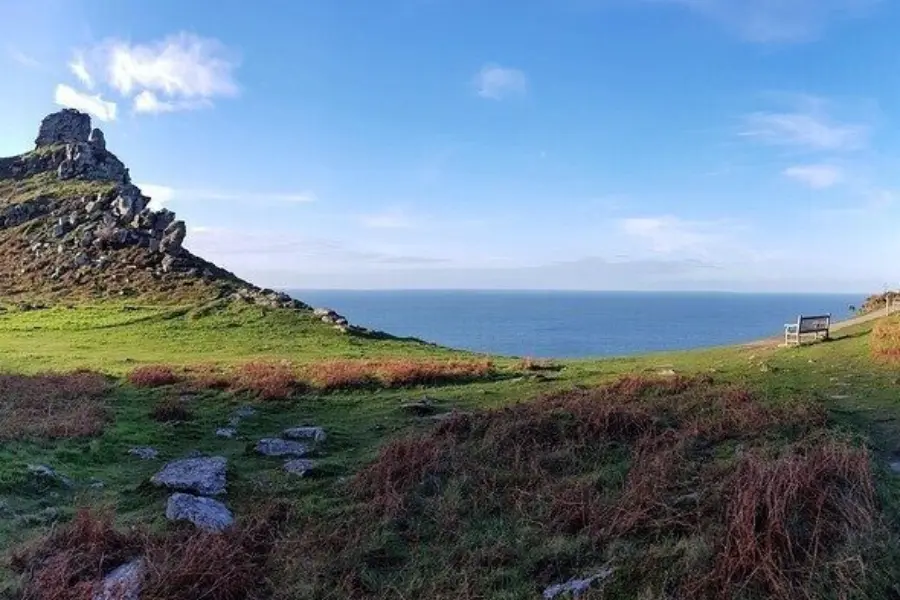 Nhughes552 valley of the rocks 43939311280