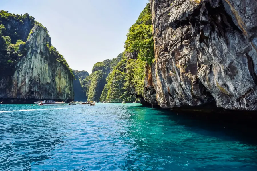 Avila reizen thailand krabi zee en rotsen