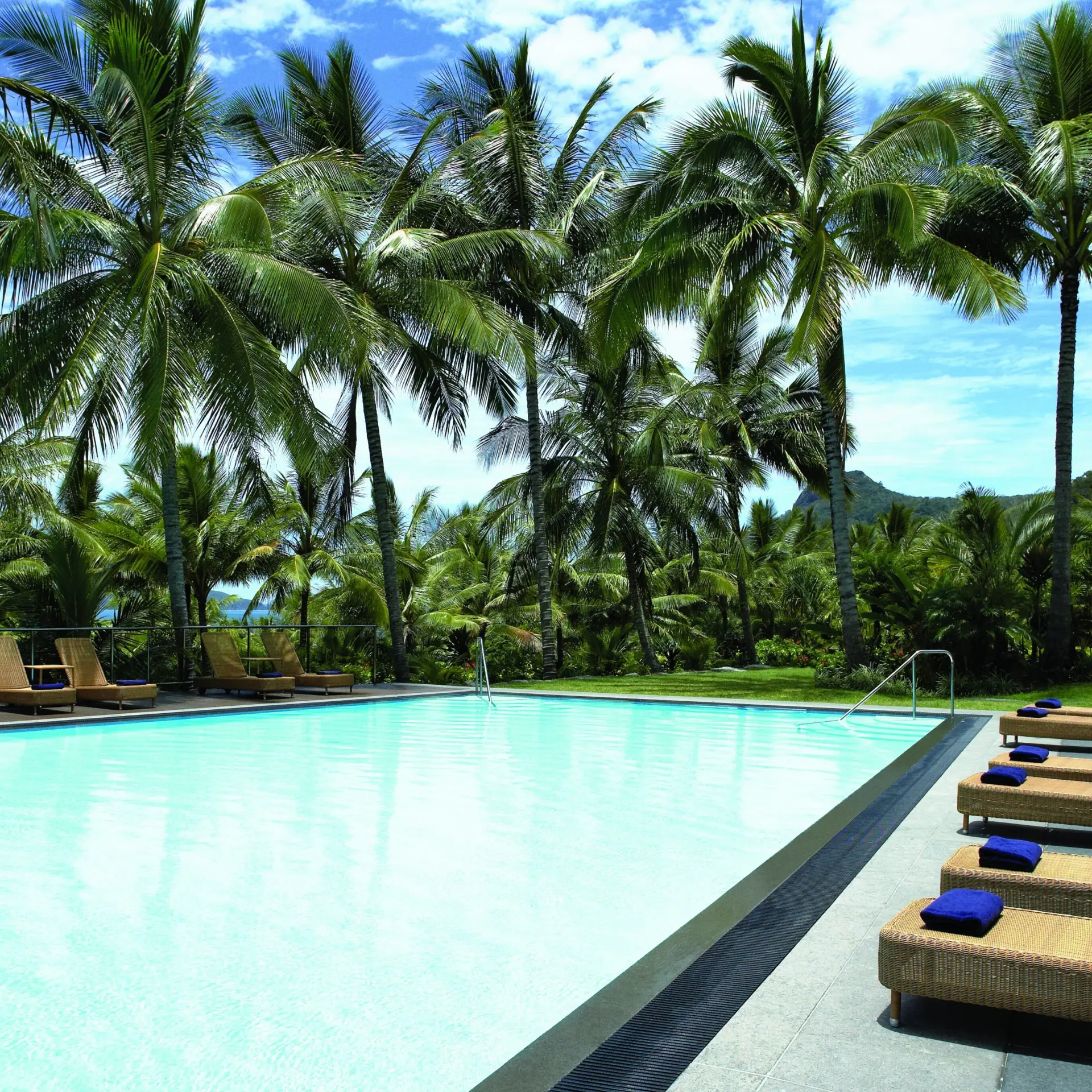 Rvh pool landscape ret 350