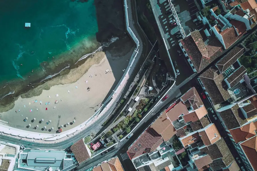Ferdinand stohr W U Xiiux V Rs unsplash