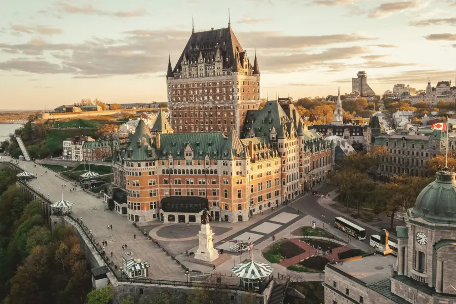 Nathan feyssat tkhphnkxk00 unsplash