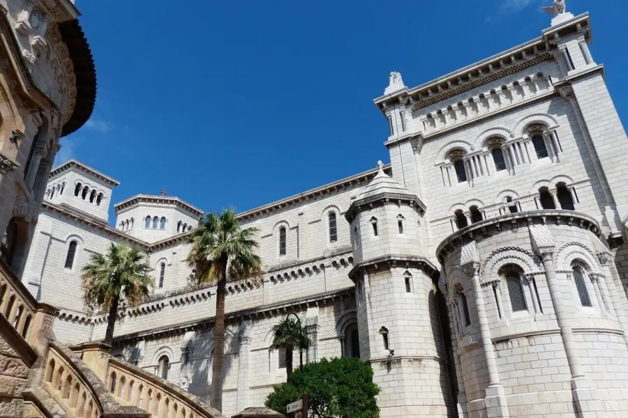 Cathedral 1873681280