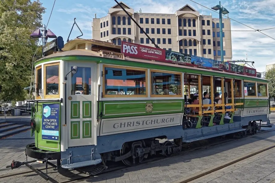 Tram 3676686 1280