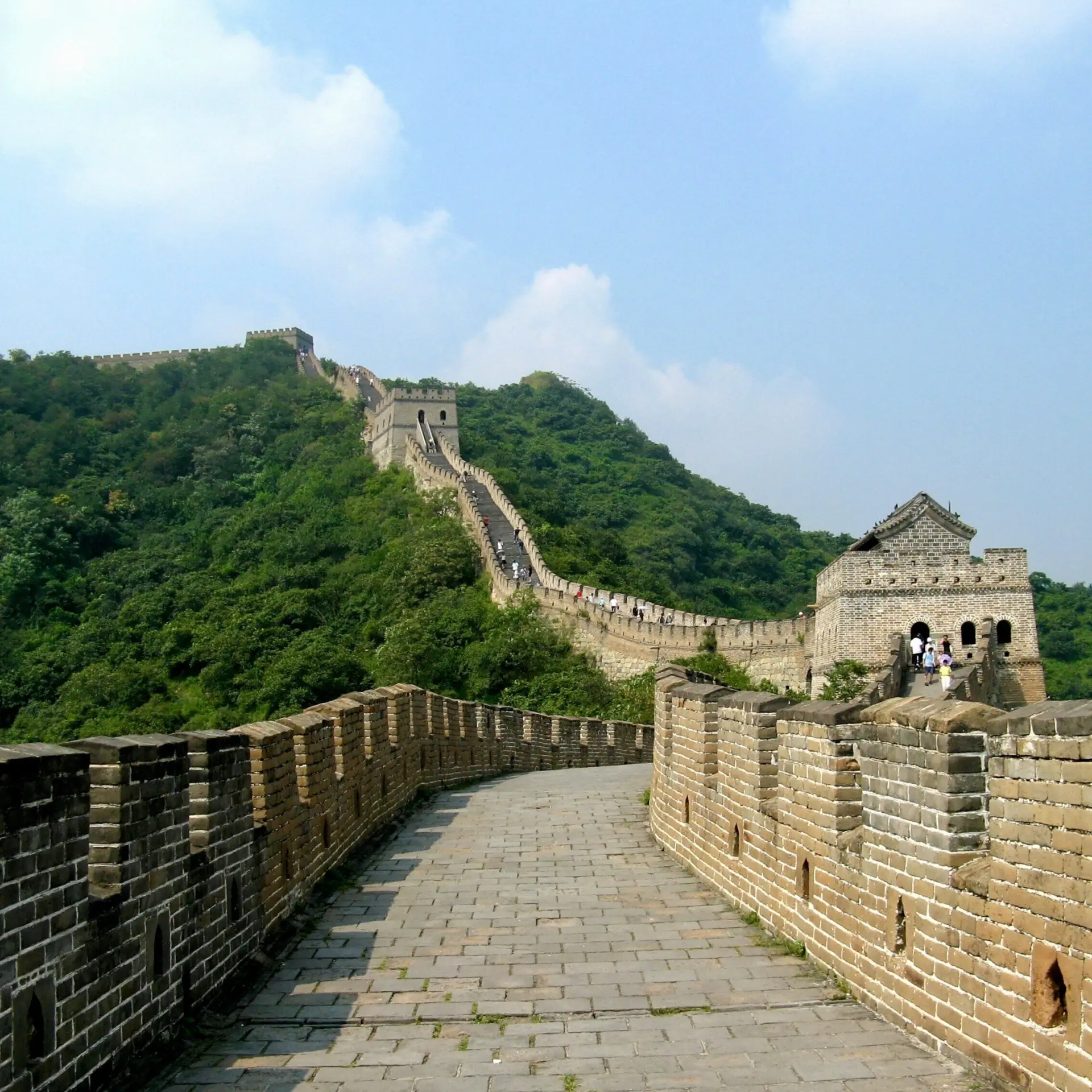 1758190763215hongbin 1 mhg1dzmoa unsplash