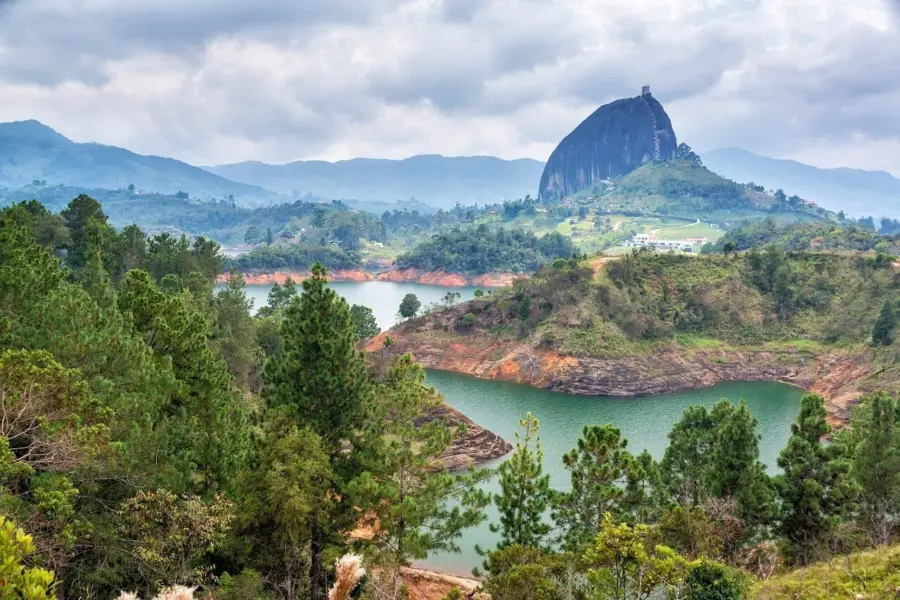 El penon medellin colombia