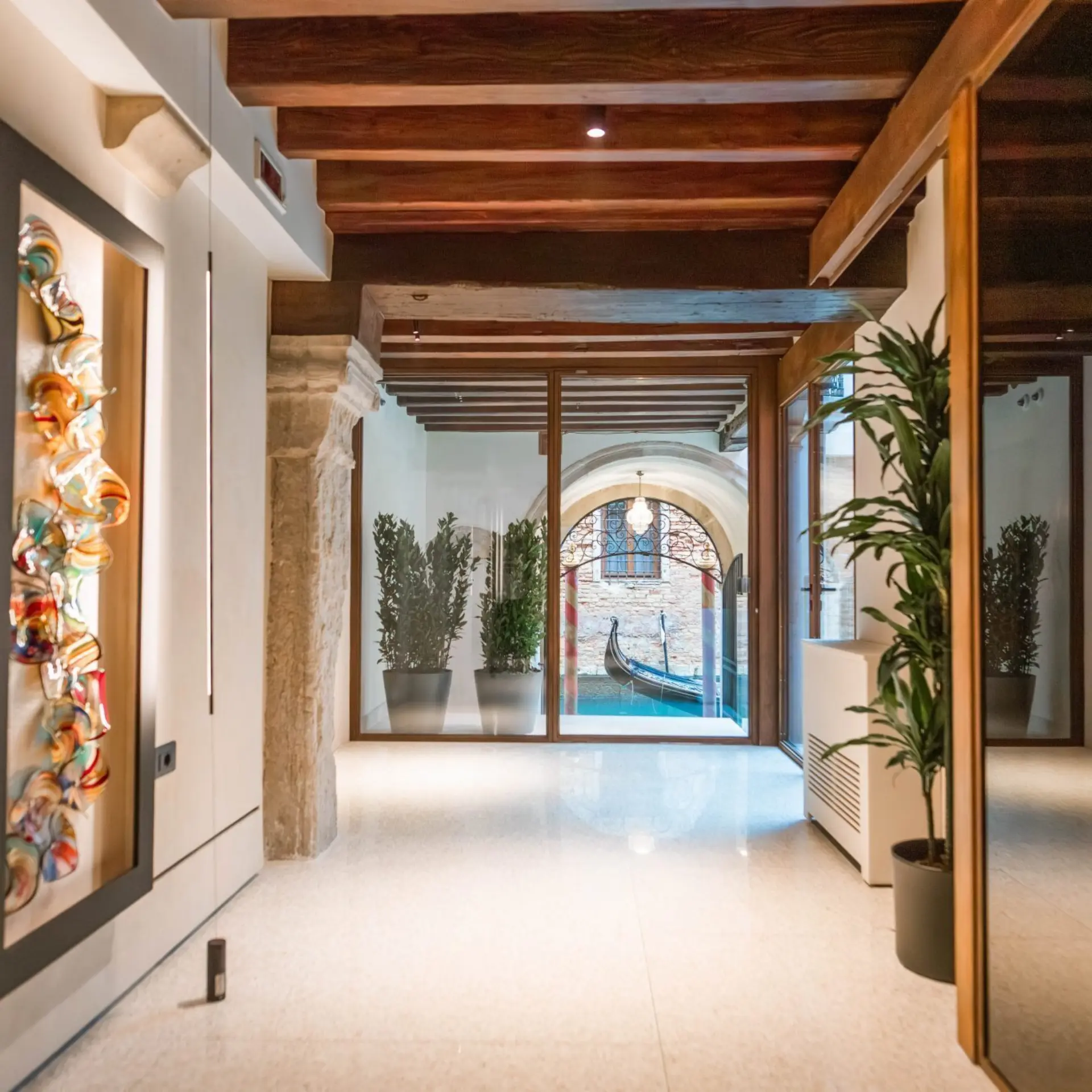 1737044125381 Palazzetto My Venice Hall 1 2048x1365