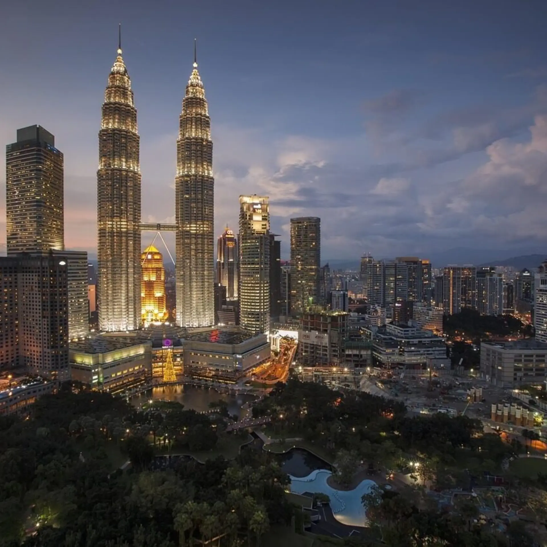 Kuala lumpur 12831401280