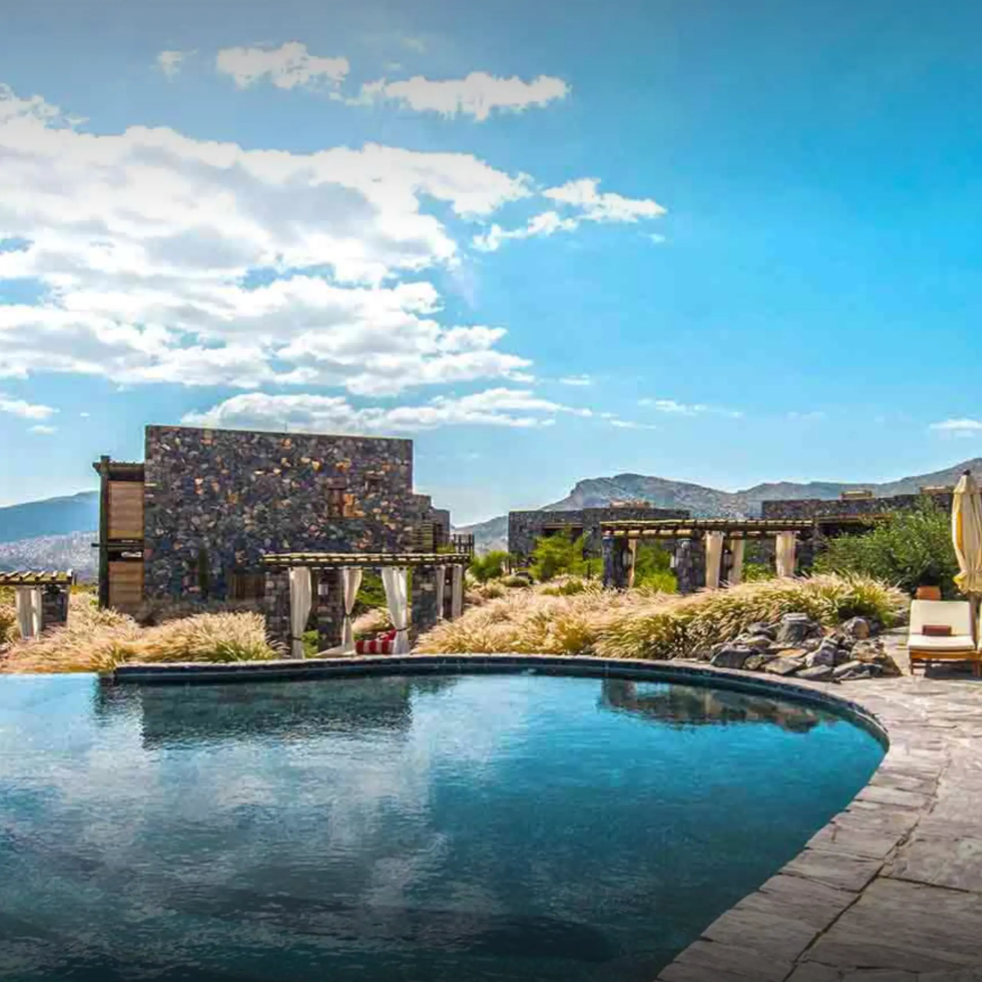 Alila pool