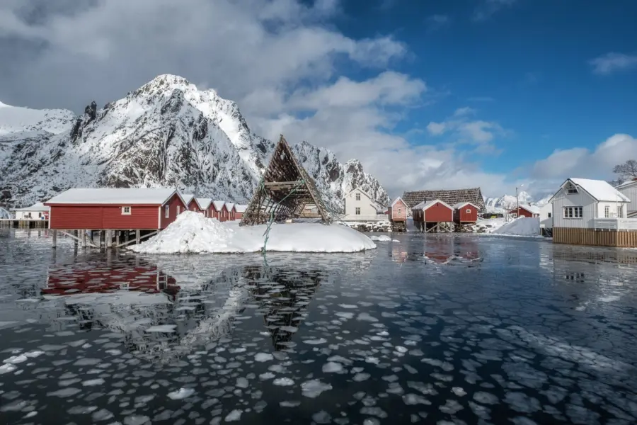 Oslo and lofoten northern lights explorer 1 winter at svinoya rorbuer
