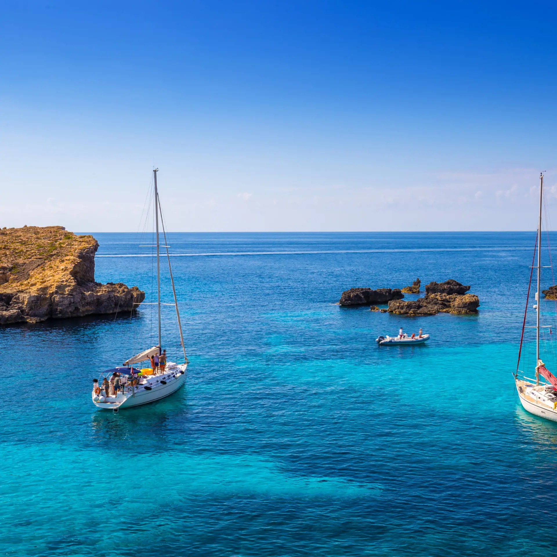 Shutterstock620018432