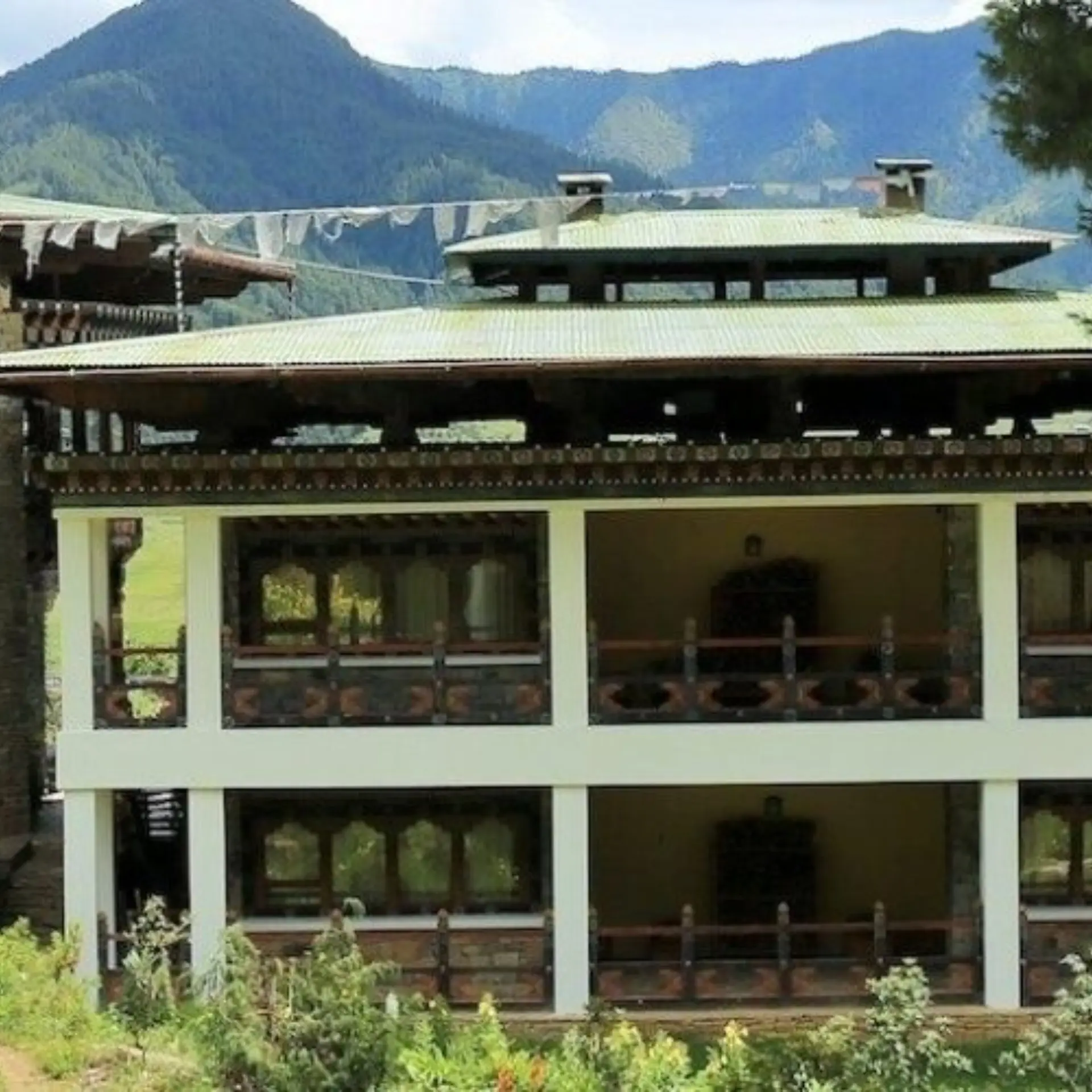 1741609595446 dewachen hotel and spa 1920x485 1