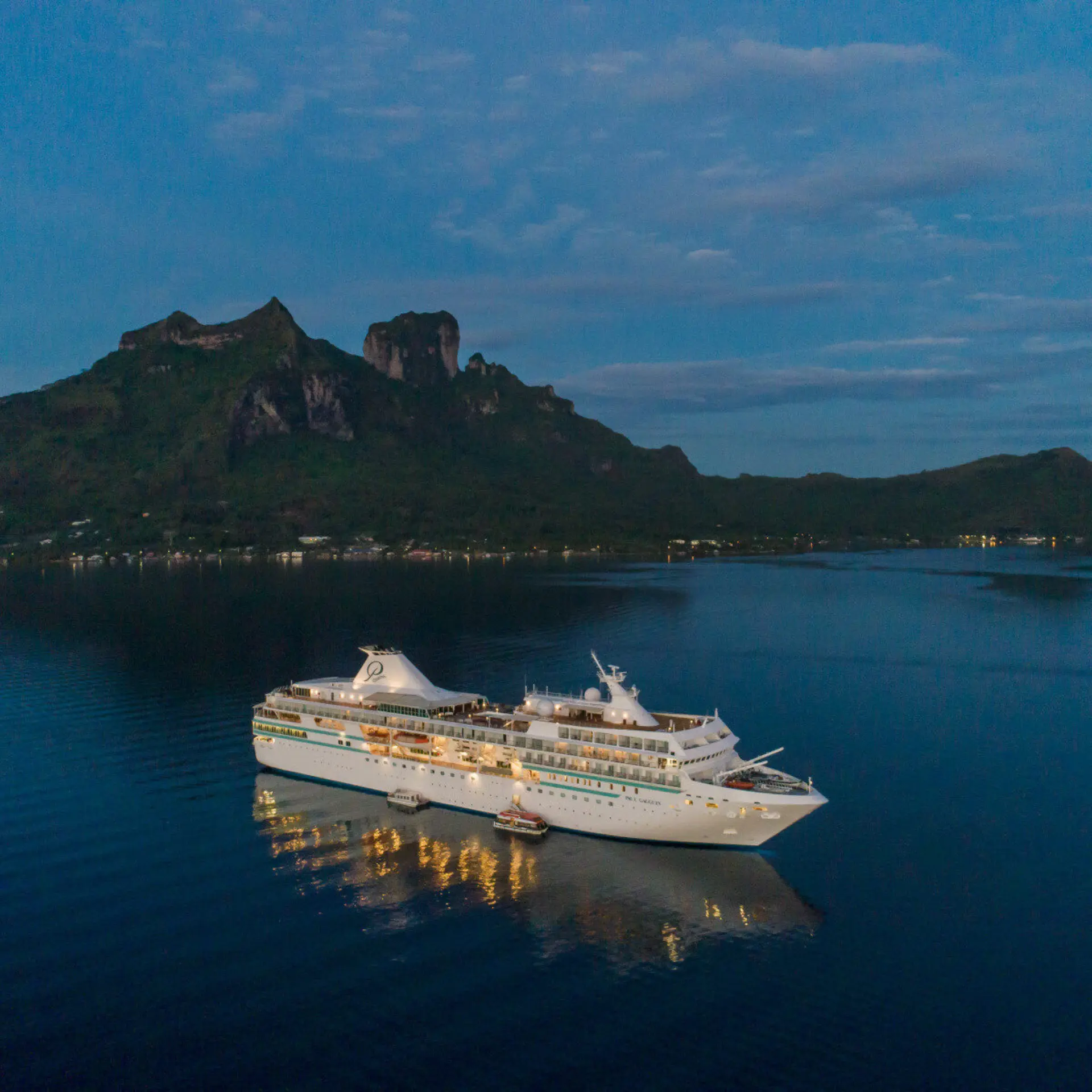 V ms paulgauguin eve borabora 0814paulgauguin ponant tim mckenna
