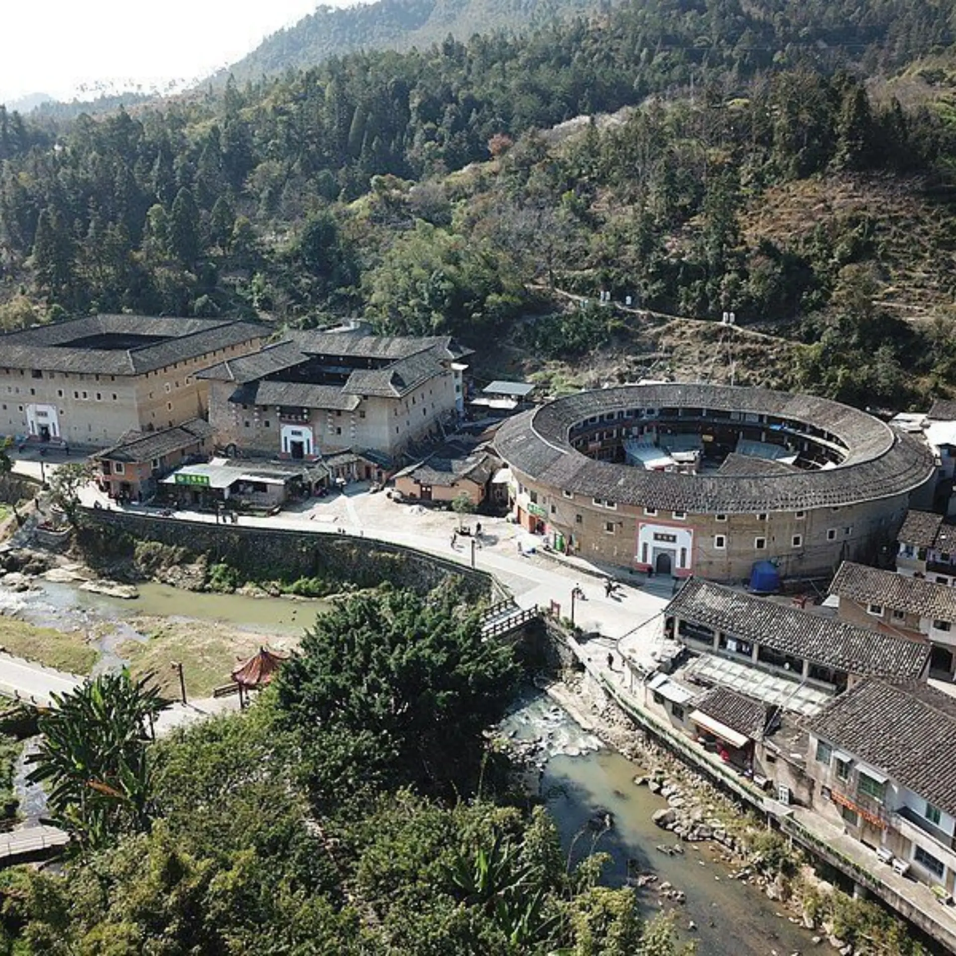 800px china fujian yongding hongkeng tulou west river bank