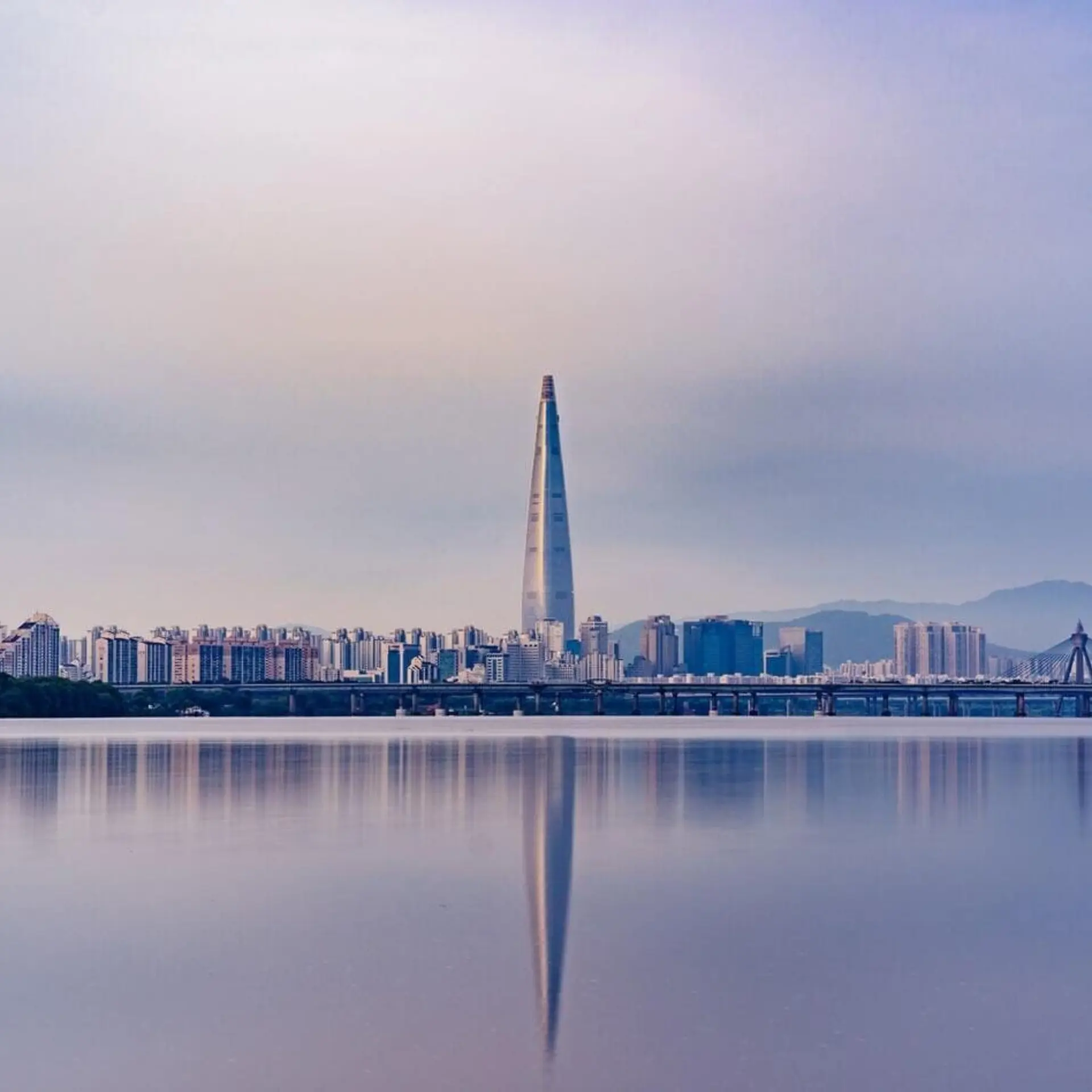 Photo 1534274867514 d5b47ef89ed7