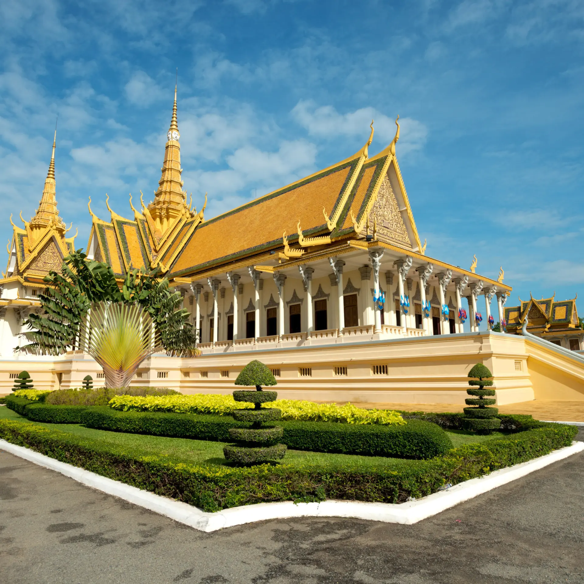 1774356017986excursions royal palace phnom penh