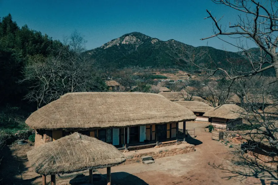 Daniel bernard oom7kqtqf28 unsplash2