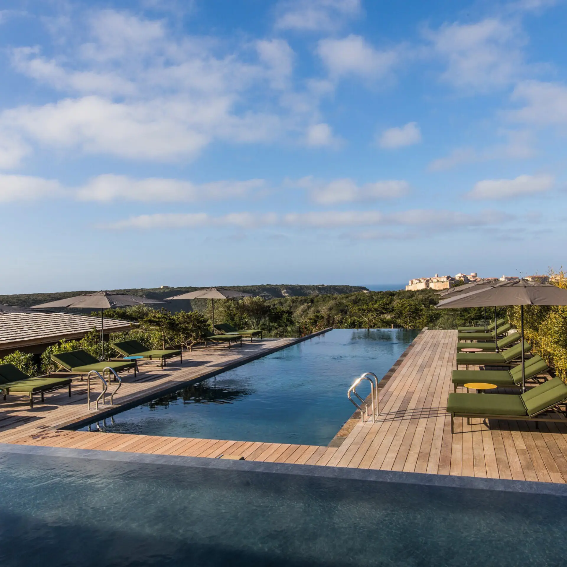 Hotel 5 etoiles piscine sud corse