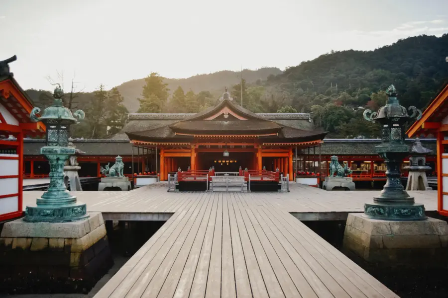 Itsukushima shinto schrijn1
