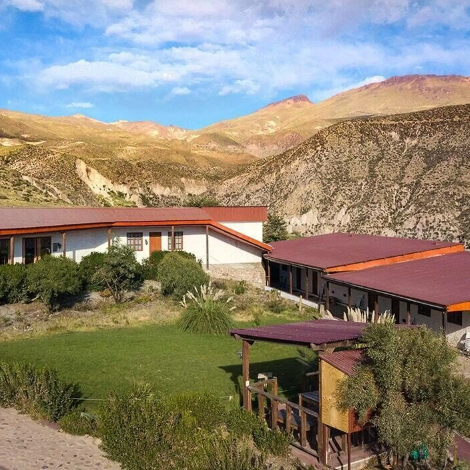 Hotel terrace lodge putre chile1