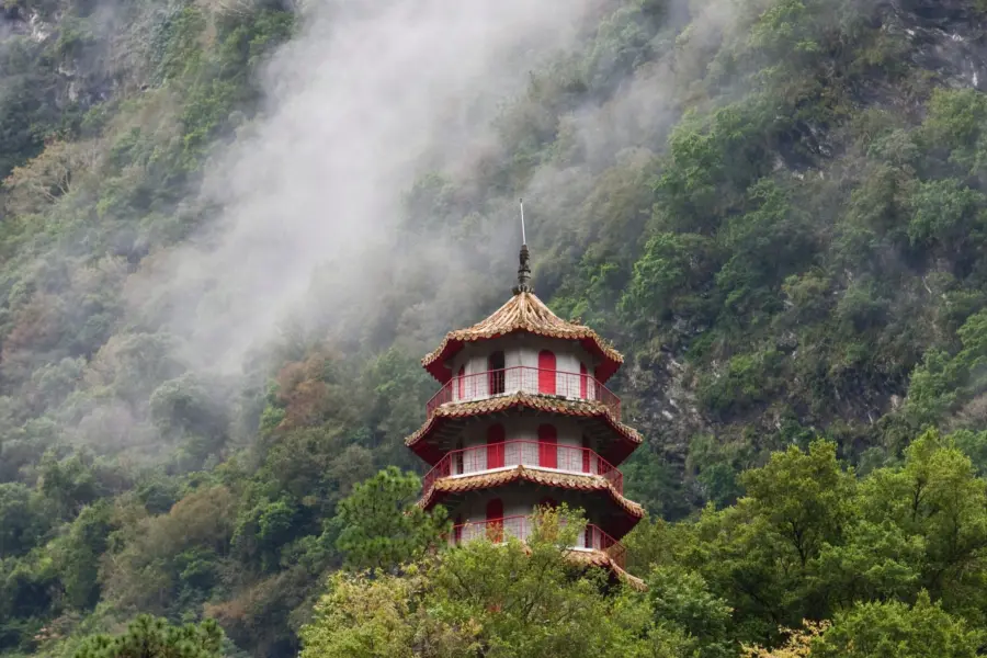 Avila Reizen Taiwan Pagode im Taroko Nationalpark