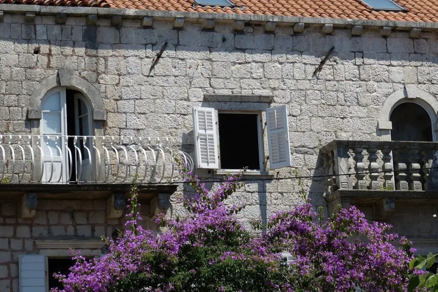 Montenegro 10367711280