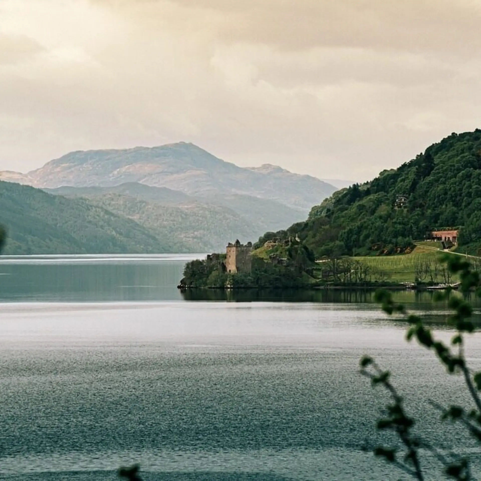 Lochness 72641021280