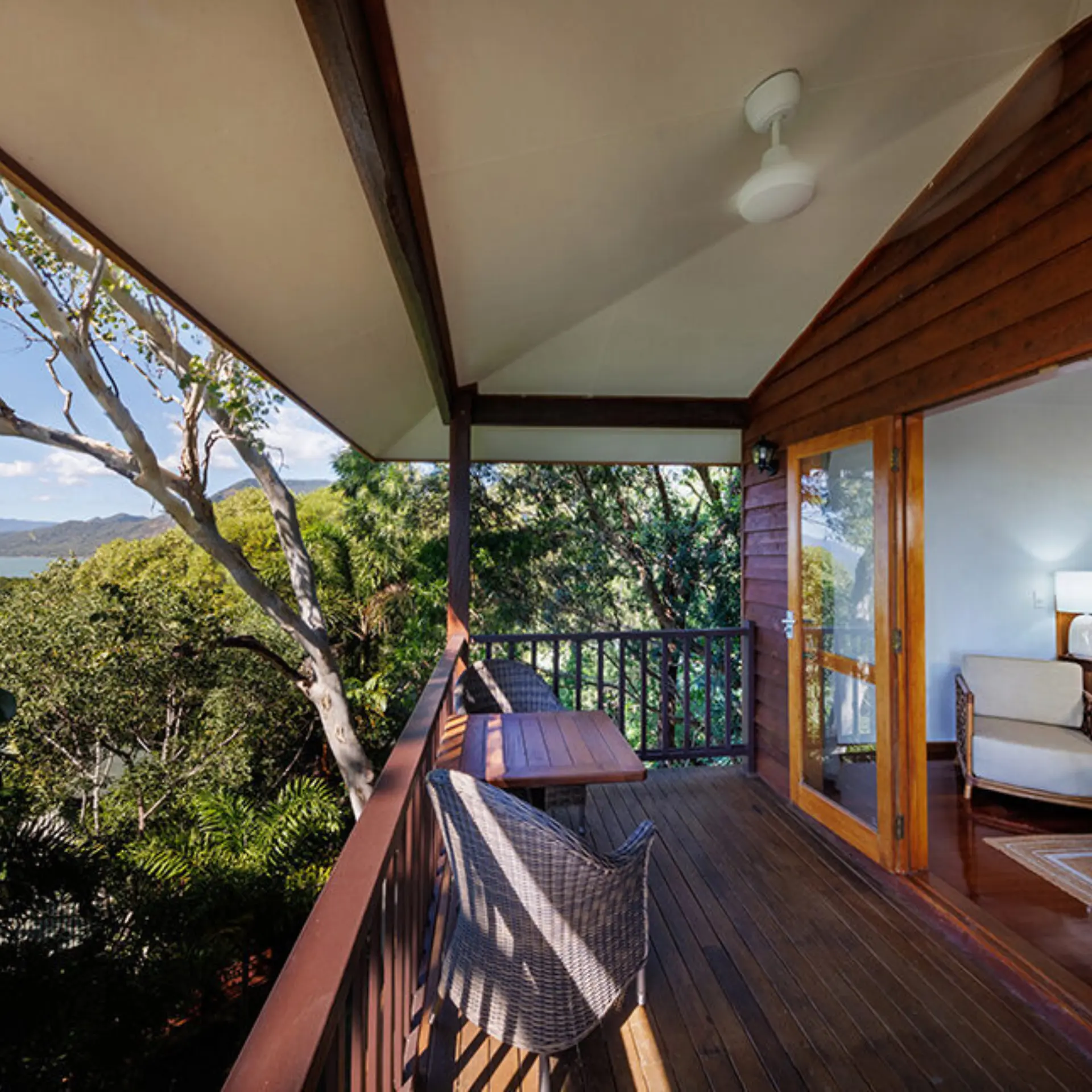 Accommodation coral sea 02