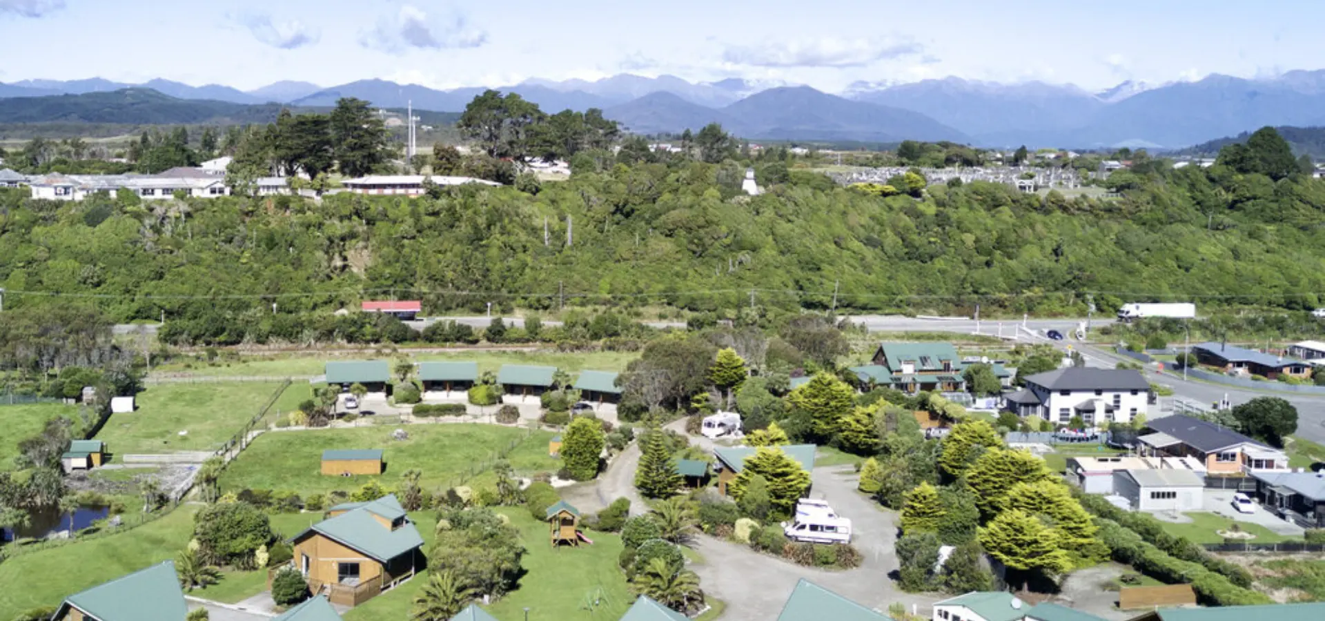 1732802579157 5b988b4901576