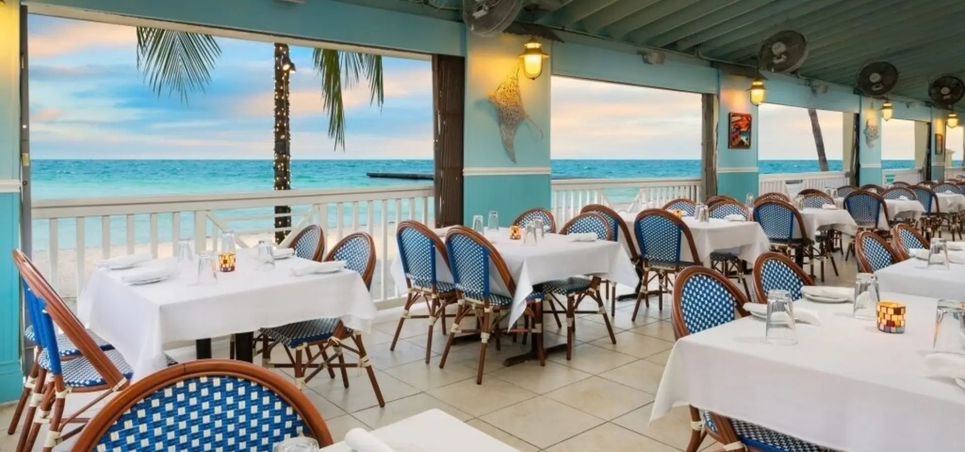 Sm restuarant dusk 1024x6821