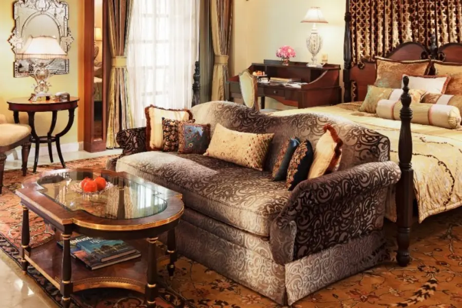 67917538 h1 palace room 1 16x7 jpg transform herohomedesktop image