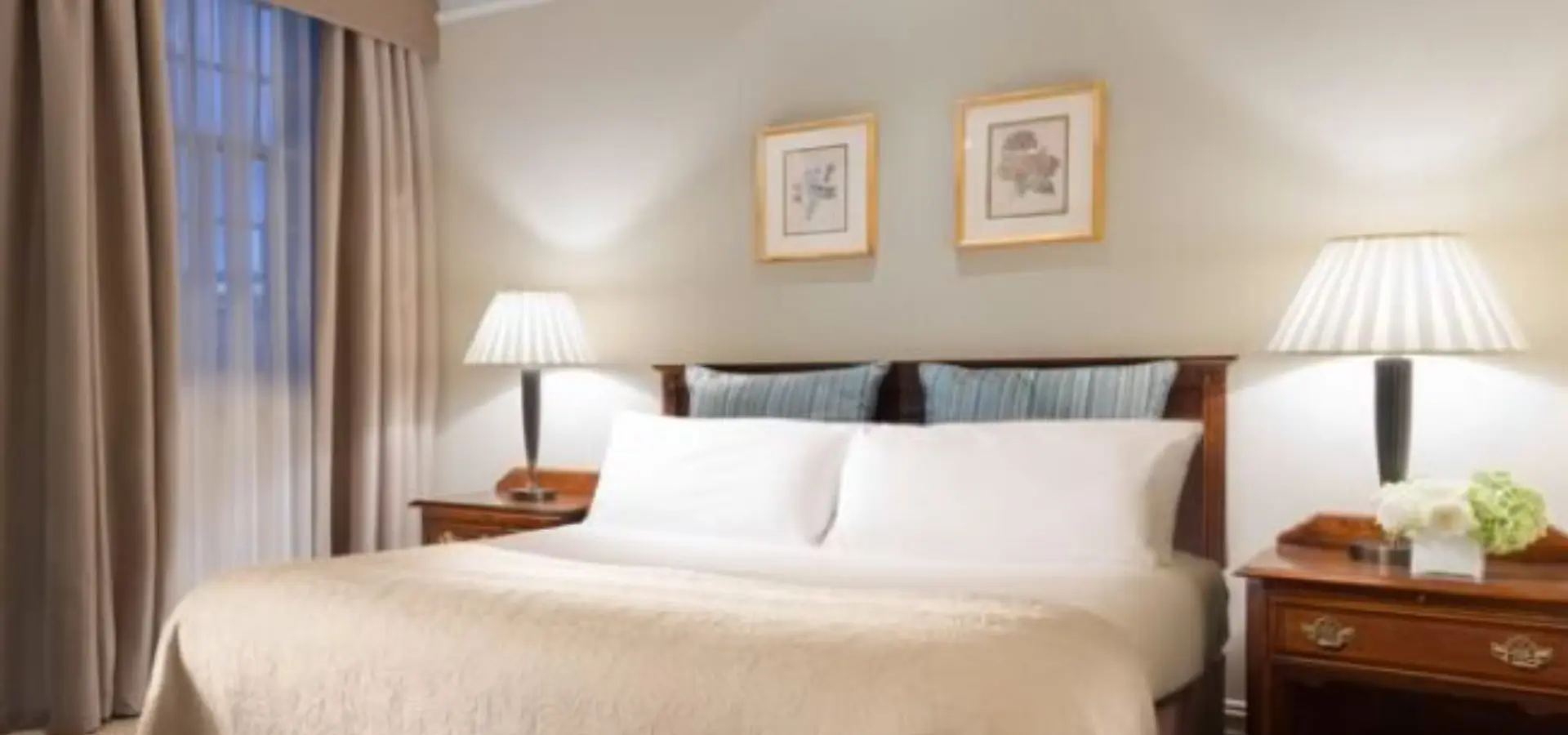 Guest rroms default img