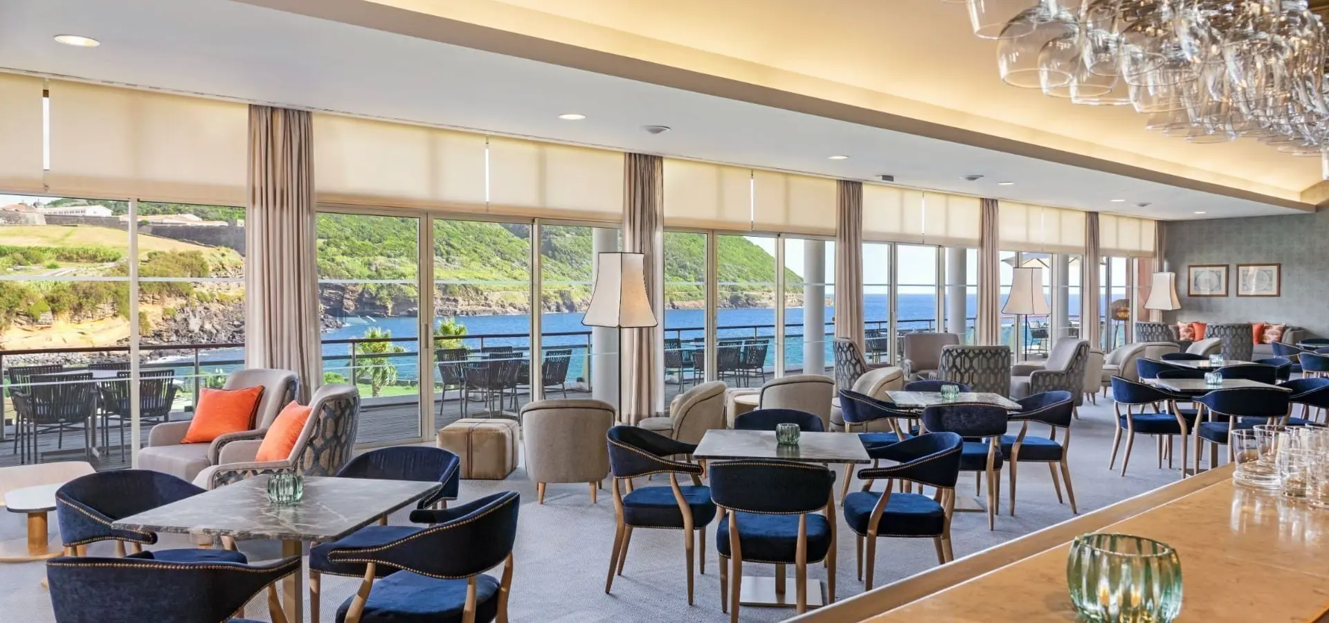 1737018587975 terceira mar hotel fanal bar wide